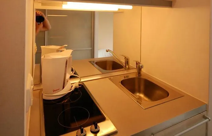 公寓 索波特市中心一室公寓酒店 *